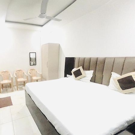 Hotel Green Apple Bareilly Ngoại thất bức ảnh