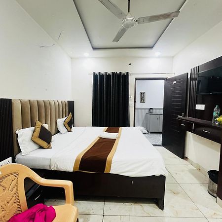 Hotel Green Apple Bareilly Ngoại thất bức ảnh
