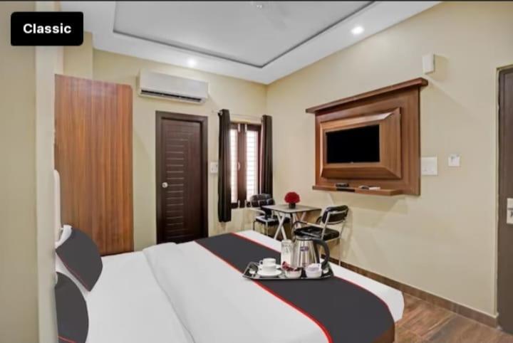 Hotel Green Apple Bareilly Ngoại thất bức ảnh